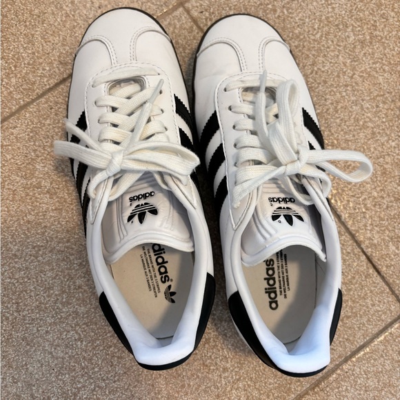 Gazelle white and black - Picture 4 of 7